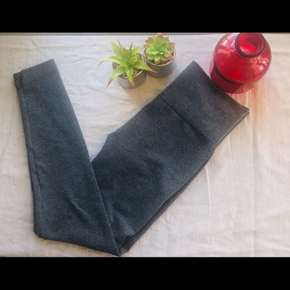 A.N.D. - L/XL GREY LEGGINGS - Picture 2 of 6